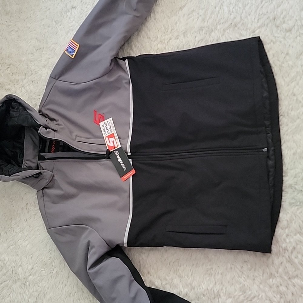 Mens snap on coat nwt large